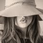Style rock pour femme : les incontournables de cette mode